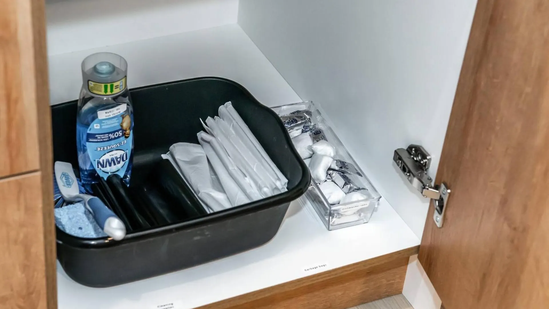 Exoticlushquietretreatkingbed|Wifi|Parking|Wem Villa Edmonton